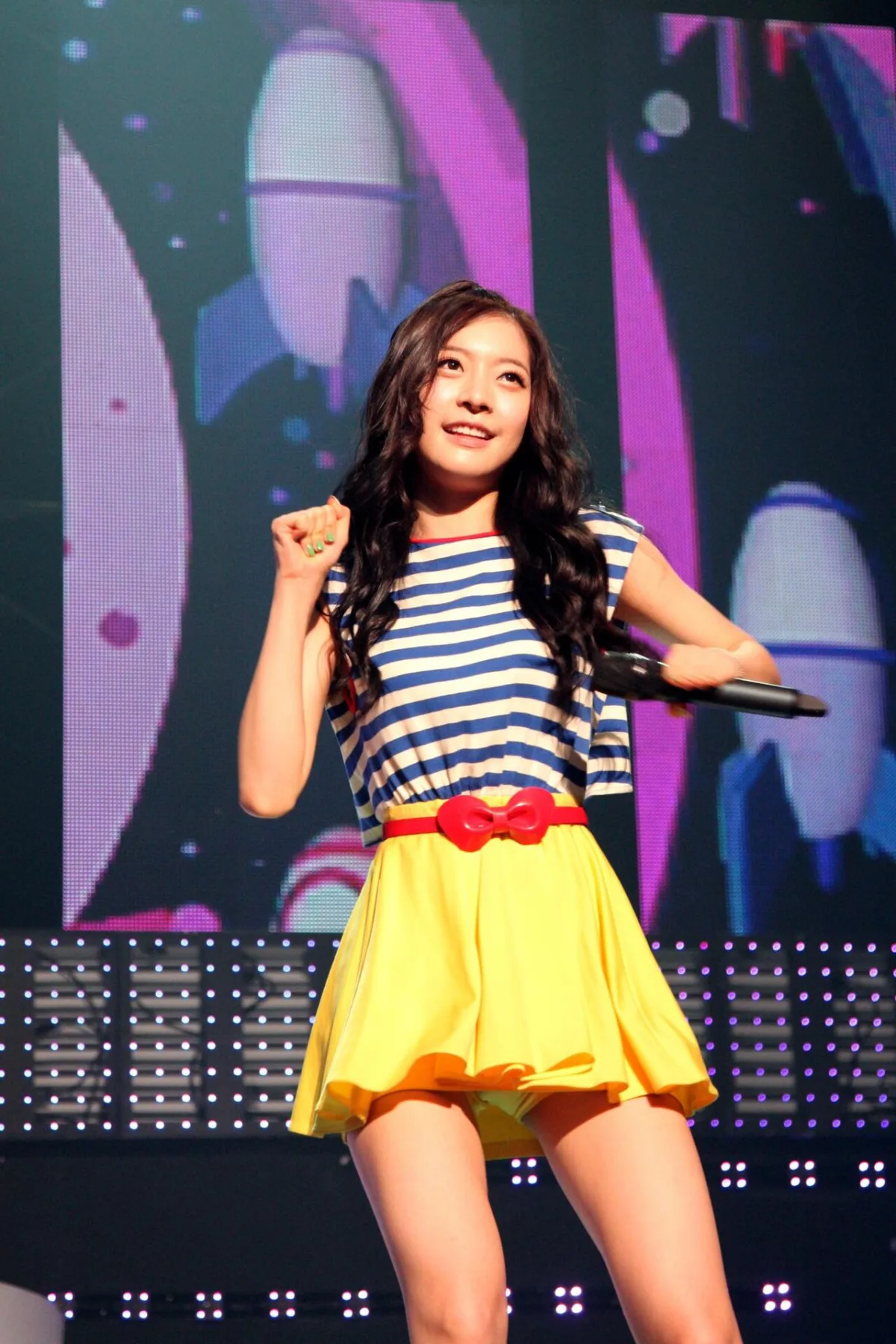 아영