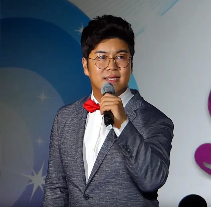 박구윤