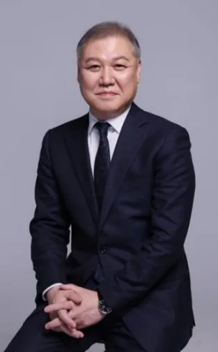 권일용